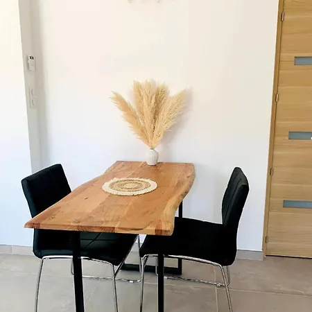 Apartmán A Decouvrir : Appartement A 3Km D'Avignon Les Angles (Gard)